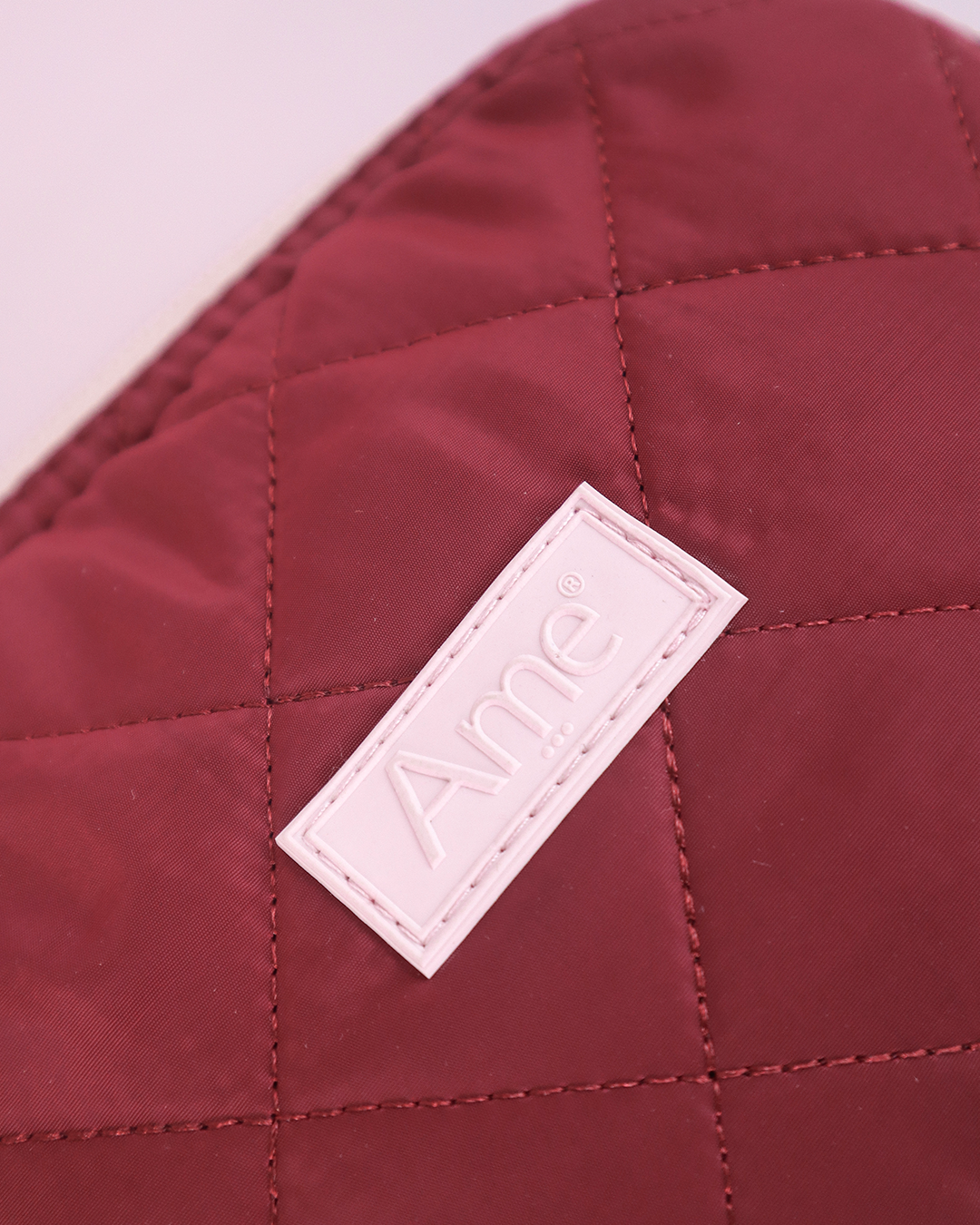 KIT BEAUTY ESSENTIAL BAG - COSMETIQUERA AME